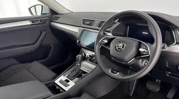 2024 Škoda 2.0 TDI SE DSG Euro 6 5-door (White) - Image: 7