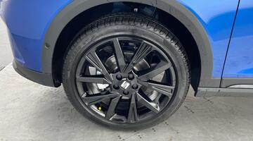 2025 SEAT 1.0 TSI FR Black Edition DSG Euro 6 5-door (Multicolour) - Image: 35