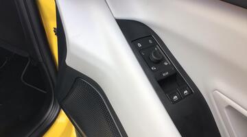 2025 Ford Extended Range 77kWh Premium Auto 5-door (Yellow) - Image: 22