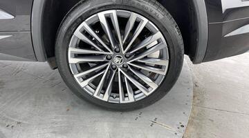 2024 Škoda 2.0 TDI Laurin & Klement DSG 4WD Euro 6 5-door (7 Seat) (Black) - Image: 41