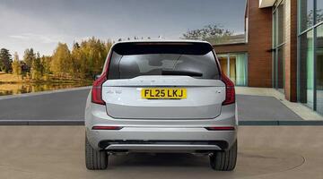 2025 Volvo 2.0 T8 18.8kWh Ultra Dark Auto 4WD Euro 6 5-door (Silver) - Image: 4