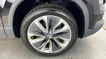 2024 Škoda TSI ACT SE L DSG Euro 6 5-door (Black) - Image: 5