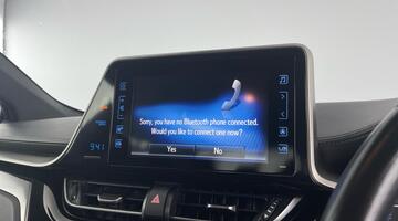 2019 Toyota VVT-h Dynamic CVT Euro 6 5-door (Grey) - Image: 22