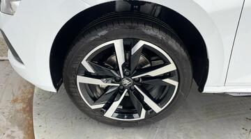 2025 Škoda 1.0 TSI Monte Carlo Edition DSG Euro 6 5-door (White) - Image: 43