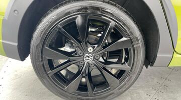 2024 Volkswagen TSI R-Line DSG Euro 6 5-door (Green) - Image: 26