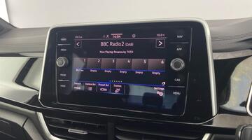 2025 Volkswagen TSI R-Line Euro 6 5-door (Silver) - Image: 35