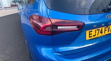 2024 Ford 1.0T EcoBoost MHEV ST-Line Euro 6 5-door (Blue) - Image: 23