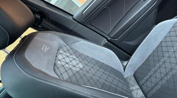 2023 Volkswagen 2.0 TDI R-Line DSG Euro 6 5-door (Grey) - Image: 31