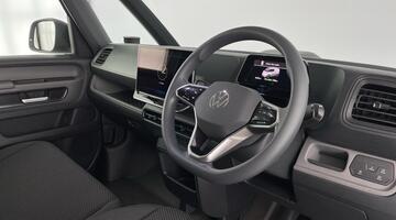 2025 Volkswagen Pro 79kWh Commerce Auto 5-door (Silver) - Image: 6