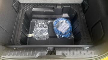 2026 Ford Standard Range 43kWh Premium Auto 5-door (Yellow) - Image: 22