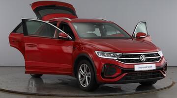 2022 Volkswagen TSI R-Line DSG Euro 6 5-door (Red) - Image: 9