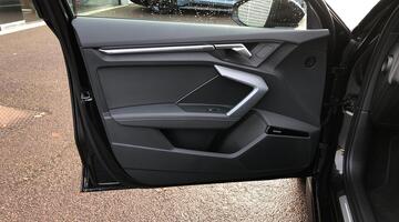 2025 Audi TFSI 35 Black Edition S Tronic Euro 6 4-door (Black) - Image: 17