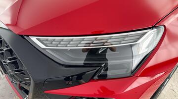 2025 Audi TFSI Carbon Black S Tronic quattro Euro 6 4-door (Red) - Image: 40