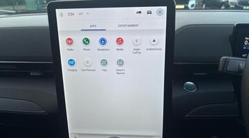 2026 Ford Standard Range 72kWh Select 5-door (White) - Image: 10