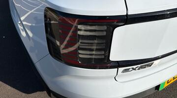 2025 Volvo Twin Performance 69kWh Ultra Auto 5-door (Blue) - Image: 22