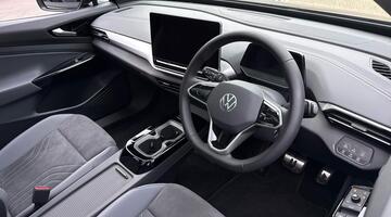 2025 Volkswagen Pro 77kWh Match Auto 5-door (Black) - Image: 6