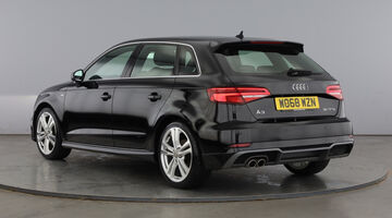 2019 Audi TFSI CoD 35 S line Sportback Euro 6 5-door (Black) - Image: 3