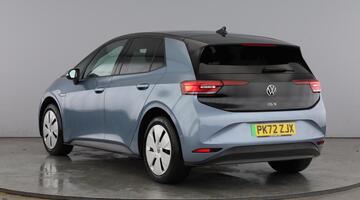 2022 Volkswagen Pro Performance 58kWh Family Auto 5-door (Multicolour) - Image: 3