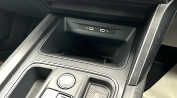 2022 CUPRA TSI V1 DSG Euro 6 5-door (Black) - Image: 31