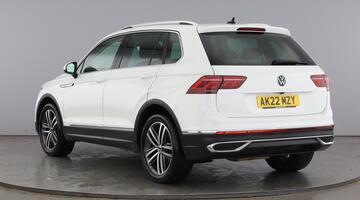 2022 Volkswagen 2.0 TDI Elegance DSG Euro 6 5-door (White) - Image: 3
