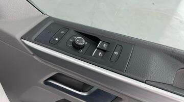 2020 Volkswagen 2.0 TDI Coast DSG Euro 6 4-door (Multicolour) - Image: 33