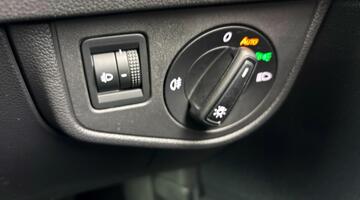 2021 Volkswagen 1.0 TSI Life Euro 6 5-door (Silver) - Image: 23