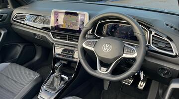 2025 Volkswagen TSI R-Line DSG 2WD Euro 6 2-door (Grey) - Image: 6