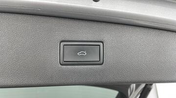 2021 Volkswagen 2.0 TDI Life DSG Euro 6 5-door (Silver) - Image: 35