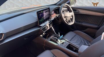 2025 CUPRA ETSI V3 DSG Euro 6 5-door (Grey) - Image: 2