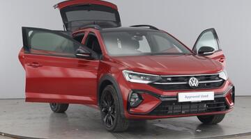 2025 Volkswagen 1.0 TSI Black Edition Euro 6 5-door (Black) - Image: 9