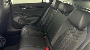 2025 Volkswagen ETSI MHEV R-Line DSG Euro 6 5-door (Grey) - Image: 36