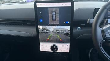 2026 Ford Standard Range 72kWh Select 5-door (White) - Image: 12