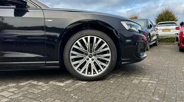 2025 Audi 3.0 TDI V6 50 Black Edition Tiptronic quattro Euro 6 4-door (Black) - Image: 5