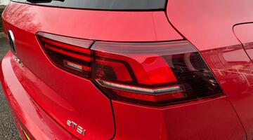 2025 Volkswagen ETSI MHEV Match DSG Euro 6 5-door (Red) - Image: 37