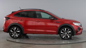 2022 Volkswagen 1.0 TSI R-Line Euro 6 5-door (Red) - Image: 4