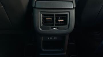 2024 CUPRA EcoTSI V2 DSG Euro 6 5-door (Black) - Image: 13