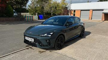 2025 CUPRA ETSI Shadow Edition DSG Euro 6 5-door (Blue) - Image: 11