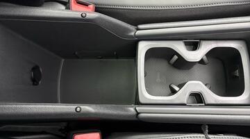 2025 Volkswagen 2.0 TDI Match DSG Euro 6 5-door (Black) - Image: 14