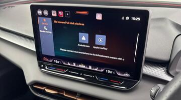 2025 CUPRA 2.0 TSI VZ1 DSG 4-doorive Euro 6 5dr (Black) - Image: 29