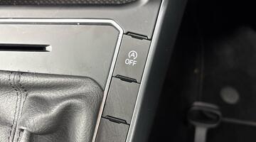 2025 Volkswagen 1.0 TSI R-Line DSG Euro 6 5-door (White) - Image: 25