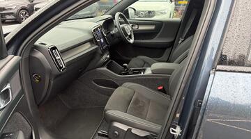 2025 Volvo Single Motor Extended Range 82kWh Plus Black Edition Auto 5-door (Blue) - Image: 2