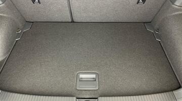 2025 Volkswagen 1.0 TSI Black Edition Euro 6 5-door (Black) - Image: 26