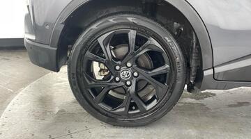 2019 Toyota VVT-h Dynamic CVT Euro 6 5-door (Grey) - Image: 28