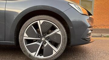 2022 SEAT EHybrid 12.8kWh XCELLENCE Lux DSG Euro 6 5-door (Grey) - Image: 5