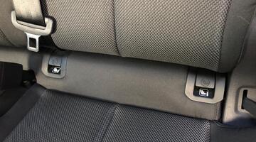 2019 Audi TFSI CoD 35 Sport S Tronic Euro 6 5-door (Red) - Image: 18