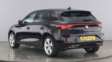 2025 SEAT EHybrid 25.8kWh FR DSG Euro 6 5-door (Black) - Image: 3