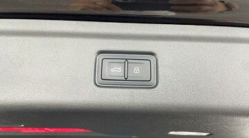 2025 Audi 100kWh Performance Edition 1 Auto 5-door (Black) - Image: 38