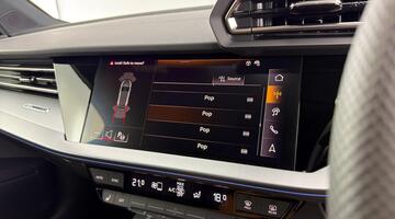 2025 Audi TFSI 30 S line Sportback S Tronic Euro 6 5-door (Black) - Image: 27