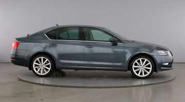 2017 Škoda TSI SE L Euro 6 5-door (Grey) - Image: 4