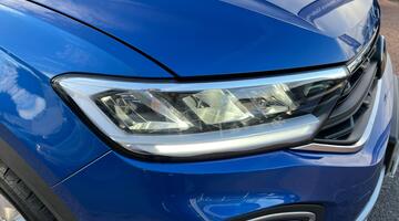 2025 Volkswagen TSI Match DSG Euro 6 5-door (Blue) - Image: 25